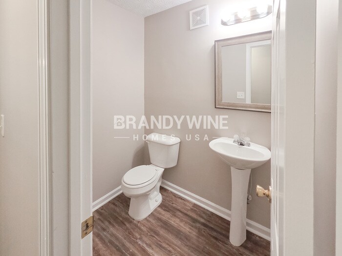 Building Photo - 5260 Tussahaw Crossing