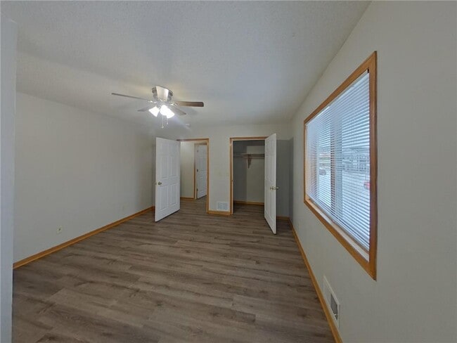 Building Photo - 2144 Sherwood Ave