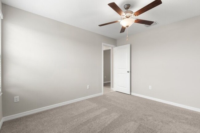Building Photo - LIKE NEW Home For Rent in Creek Preserve!