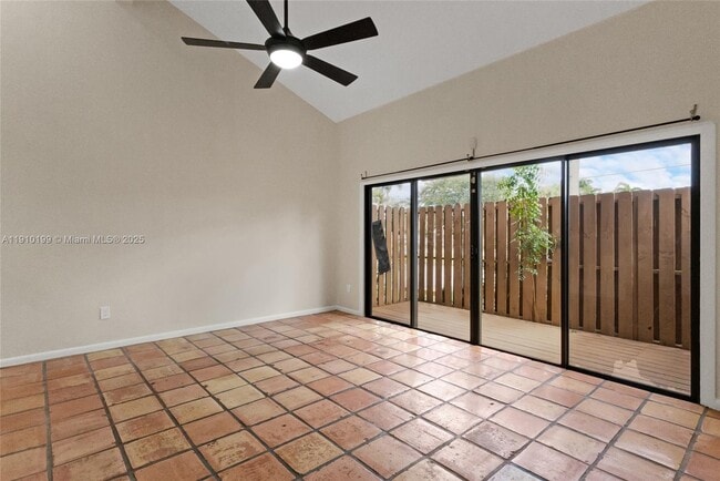 Primary Photo - 4165 SW 85th Ave