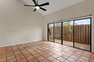 Building Photo - 4165 SW 85th Ave