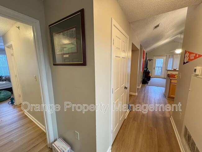 Building Photo - 1331 Harts Ridge Dr