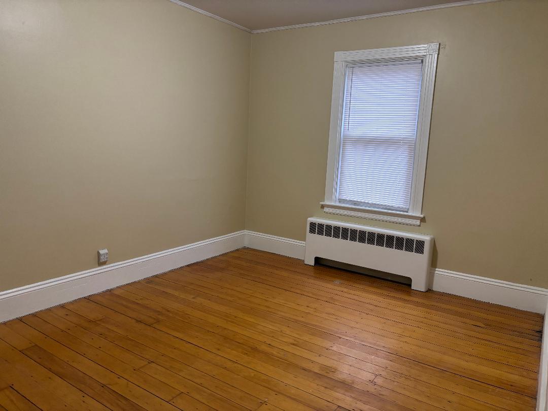 Building Photo - 51 Hamlin St