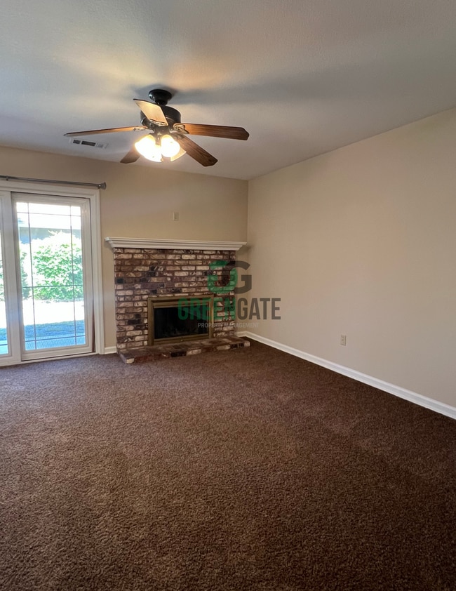 Building Photo - 3901 Setrok Ct