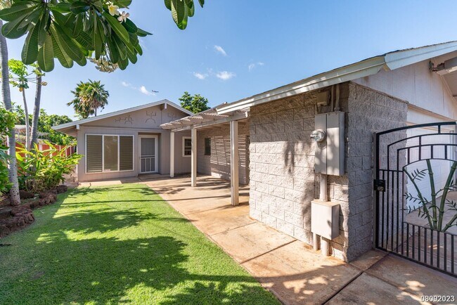 Building Photo - SF 4BR/2BA/2car garage home w/inground swimming pool in Ewa Beach