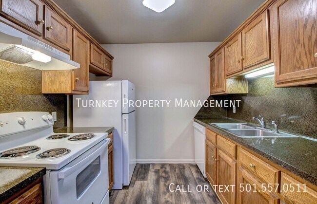 Building Photo - 5557 Springvale Rd