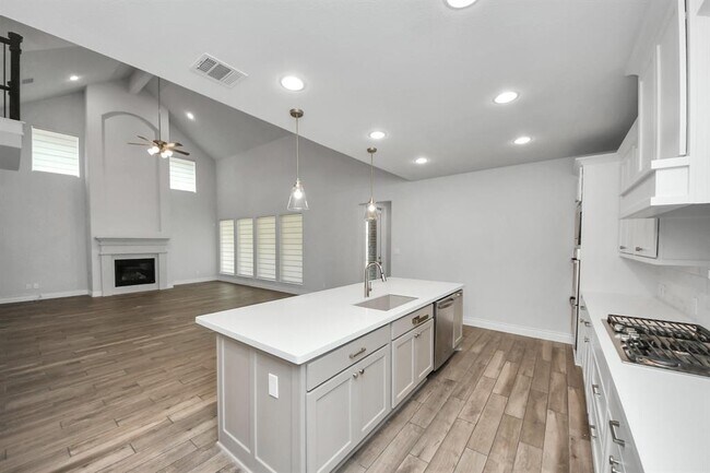 Building Photo - 28907 Ridge Valley Ct