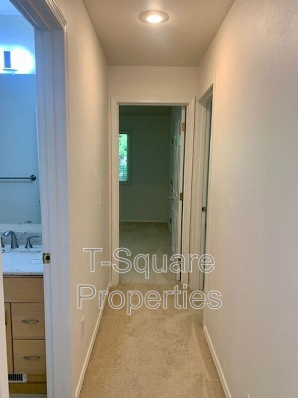 Building Photo - 13252 NE 183rd St