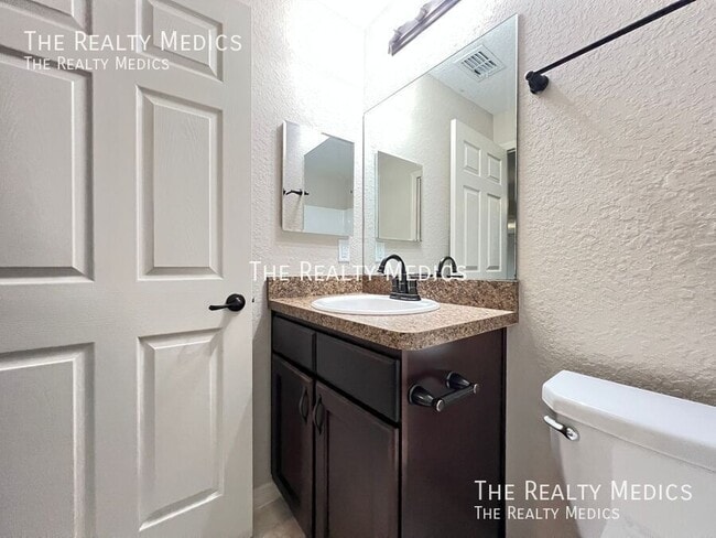 Building Photo - 254 Malauka Run