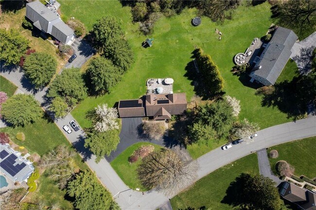 Building Photo - 110 Osprey Dr