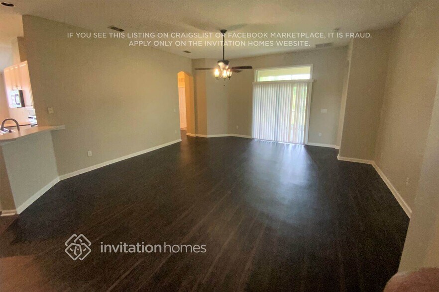 Building Photo - 428 Mistwood Ct