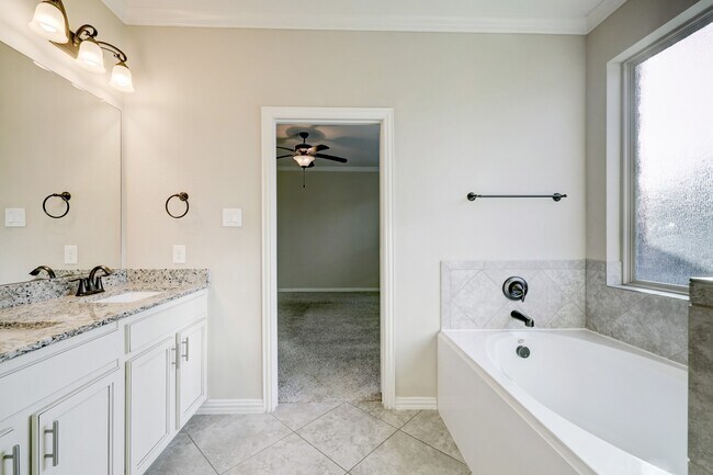 Building Photo - 31710 Chapel Rock Ln