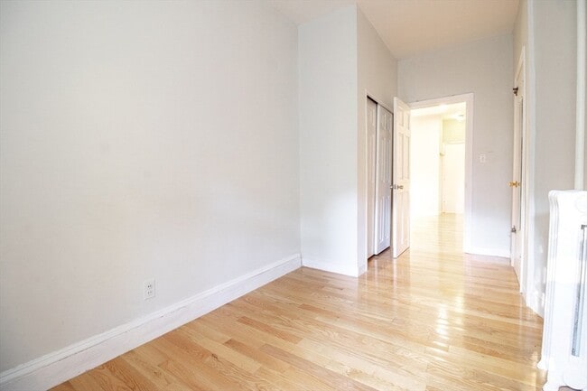 Building Photo - 36 Winchester St