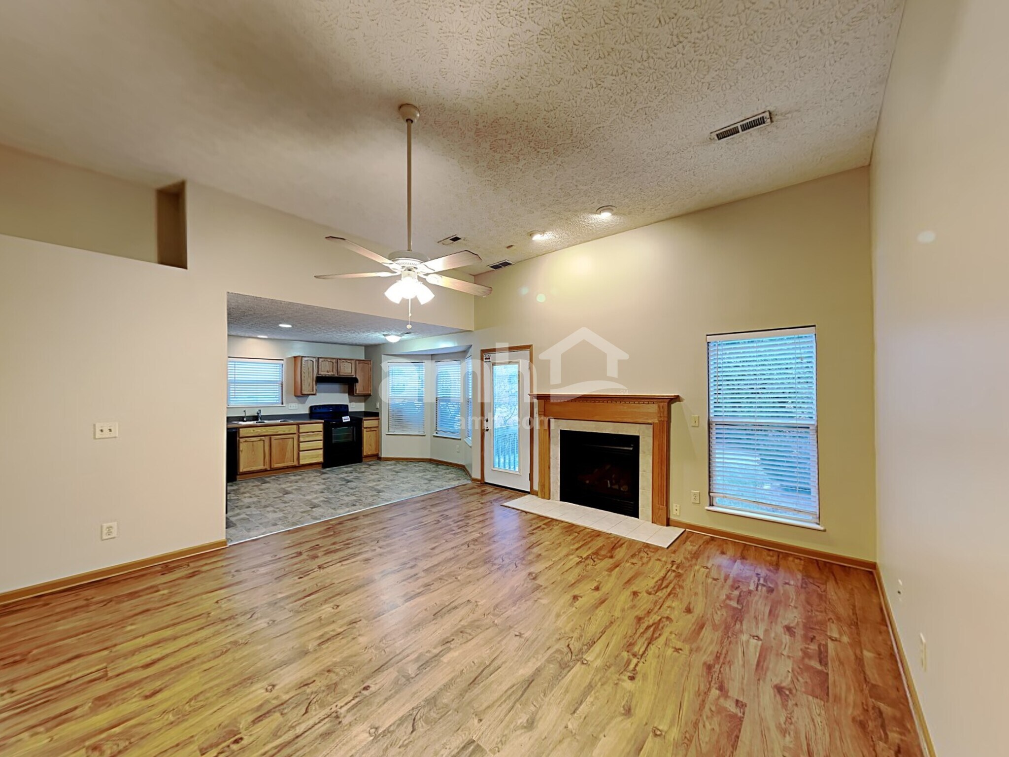 Building Photo - 2127 Staghorn Way