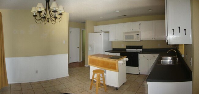 Building Photo - 3-Bedroom House for Rent in Killeen