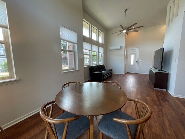 Building Photo - Pet Friendly Kahoma Village Furnished Three Bedroom