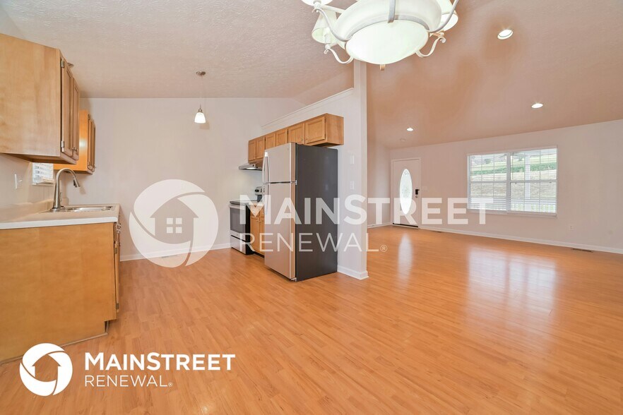 Building Photo - 6508 Milroy Ln