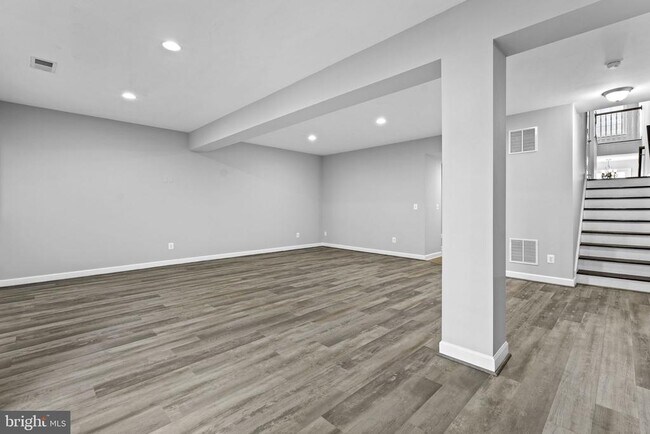 Building Photo - 21268 Park Grove Terrace