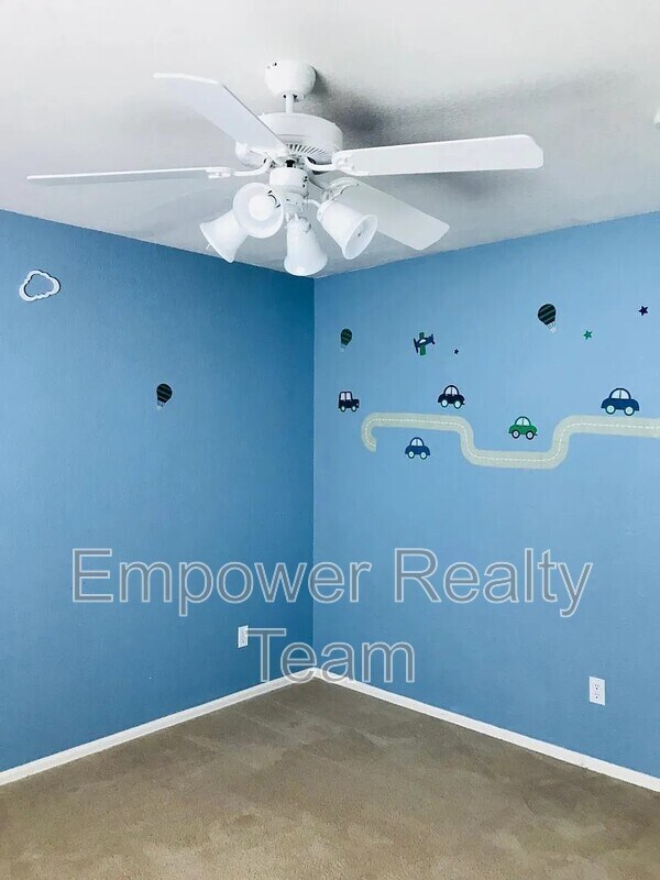 Building Photo - 16055 Butterwort Cir