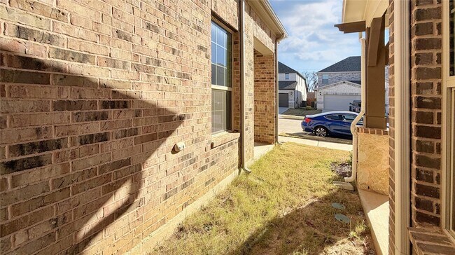 Building Photo - 2653 Acadia Dr