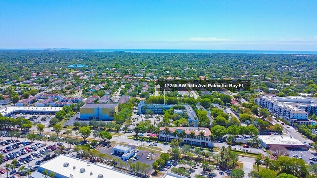 Building Photo - 17255 SW 95th Ave