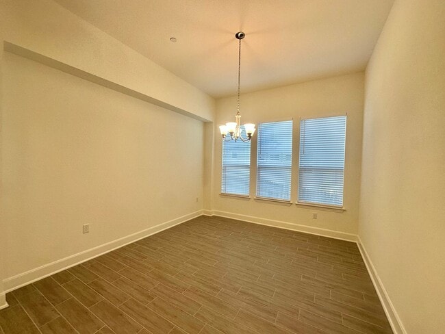 Building Photo - 4 Bed 3 Bath Austin Tx!!!! NEW MANAGEMENT