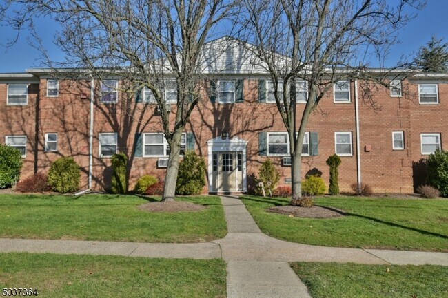 Primary Photo - 16 Knox Terrace