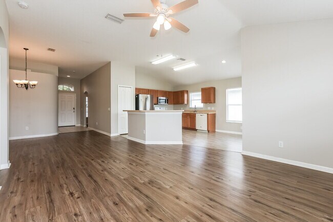 Building Photo - 11136 Rodeo Ln