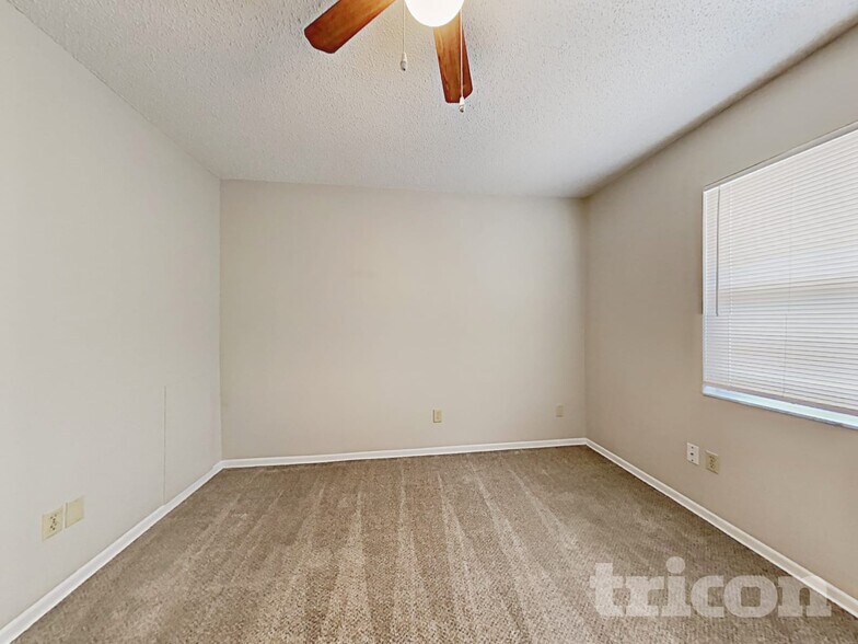 Building Photo - 3320 Garden Ave