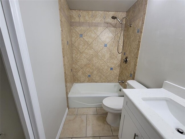 Building Photo - 6961 SE 55th Pl