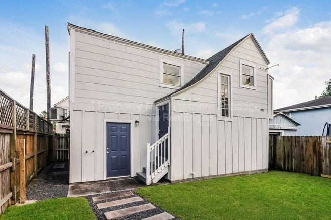 Building Photo - 4715 Avenue P 1/2 Rear