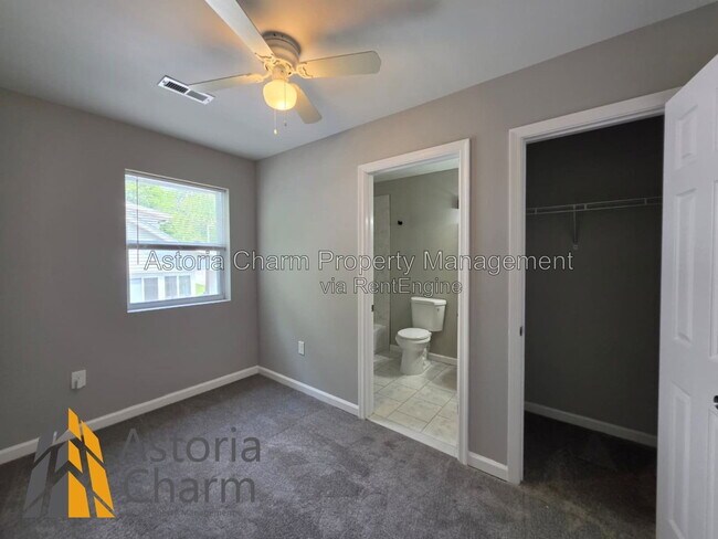 Building Photo - 3909 Fleetwood Ave