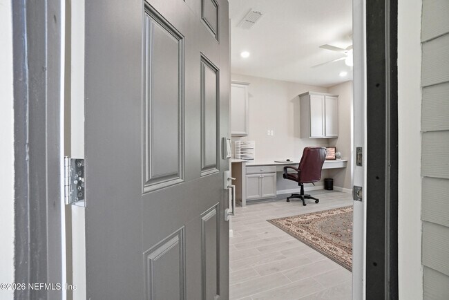 Building Photo - 75435 Sunberry Dr
