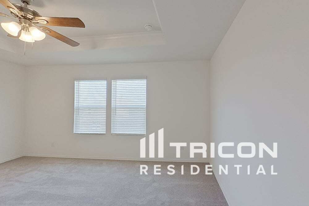 Building Photo - 2410 Carlow Ln