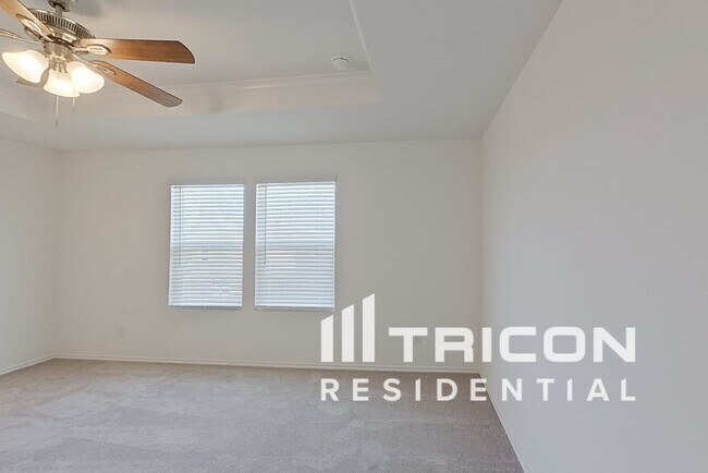 Building Photo - 2410 Carlow Ln
