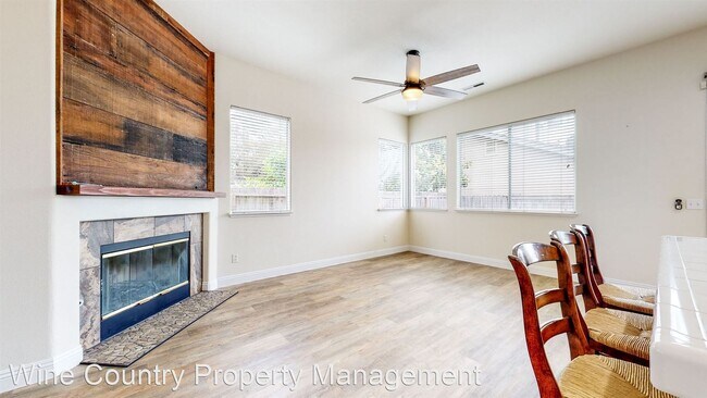 Building Photo - 4 br, 2 bath House - 2018 Lone Star Court