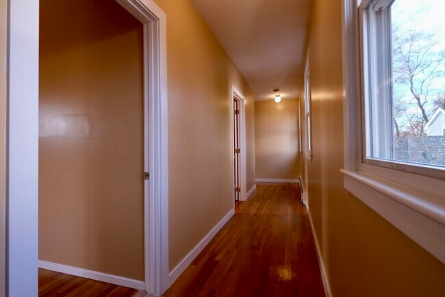 Building Photo - 26 Cleveland St