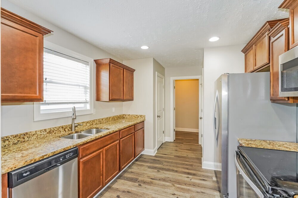 Building Photo - 1020 Tammy Sue Ln