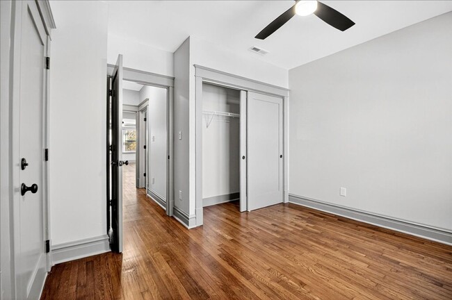 Building Photo - Glowing, Girl