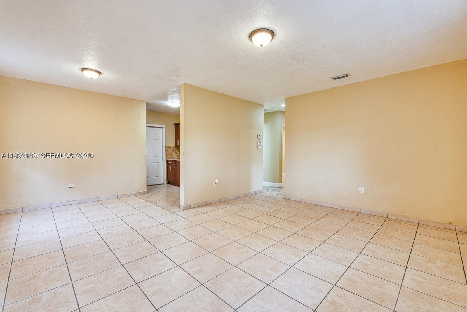 Building Photo - 13005 NW 8th Ave