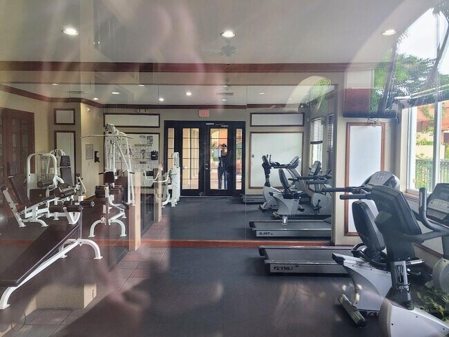 Building Photo - 4167 N Haverhill Rd