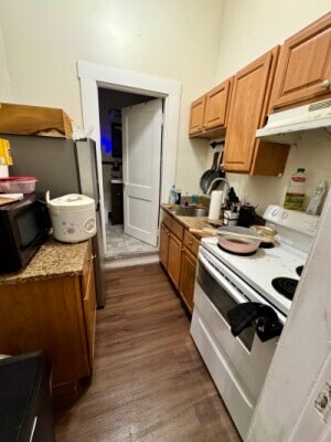 Building Photo - 35 Bay State Rd