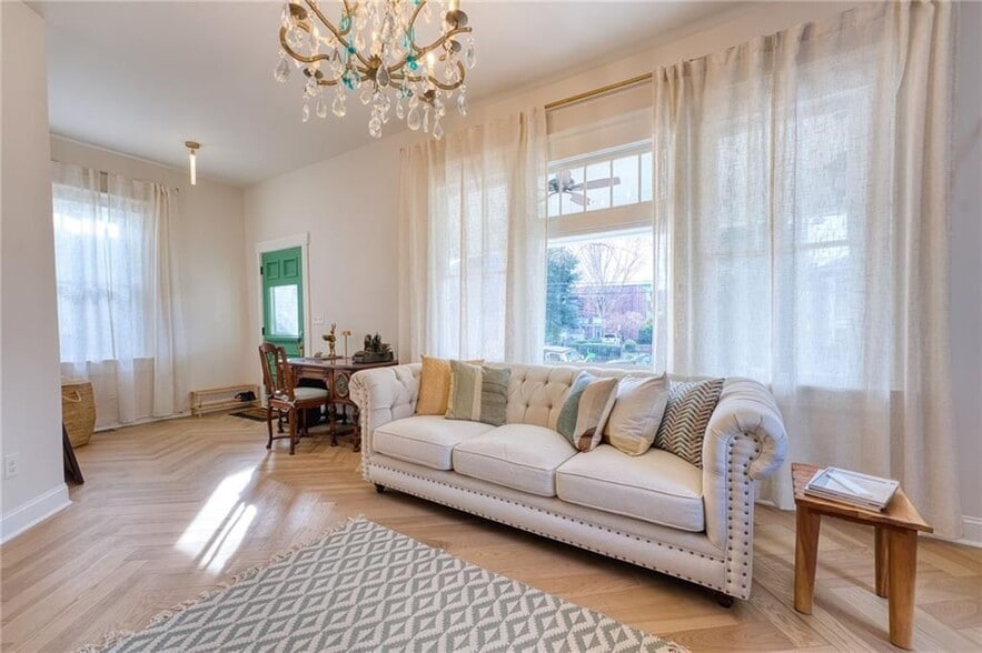 Building Photo - 85 Waddell St NE