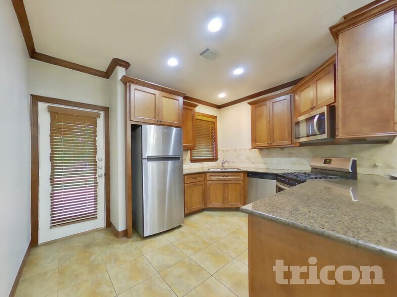 Building Photo - 103 Lullaby Ln