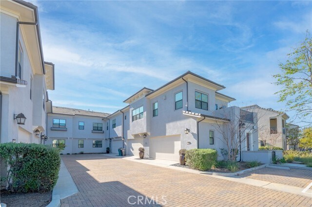 Building Photo - 172 Follyhatch