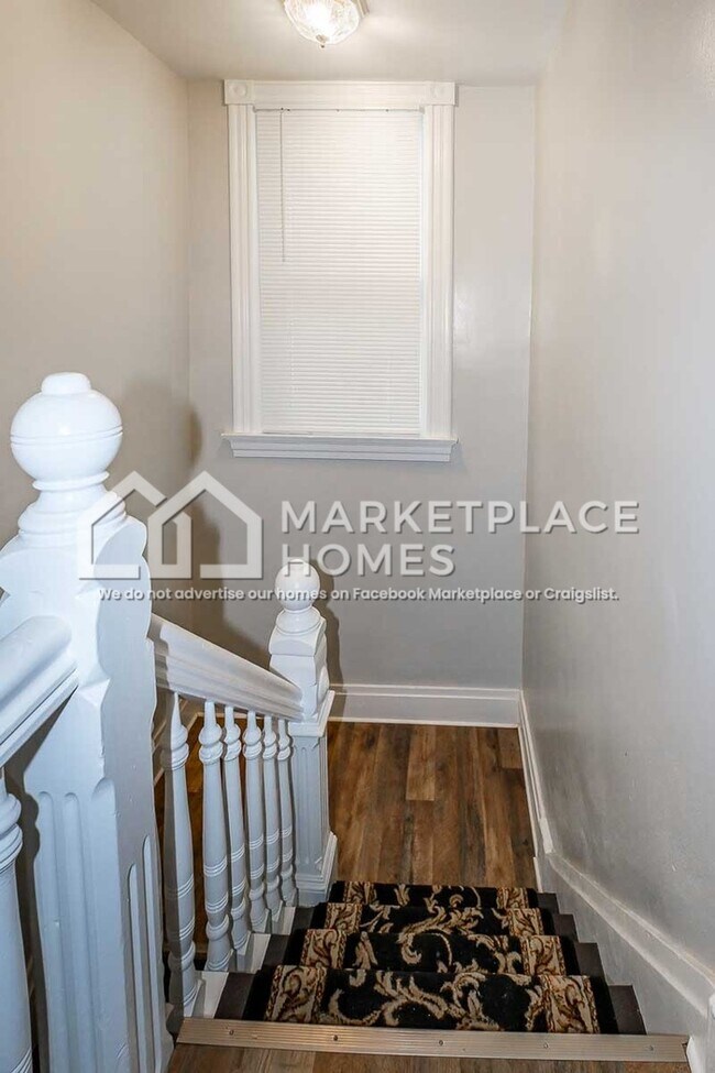 Building Photo - 97 Royal St