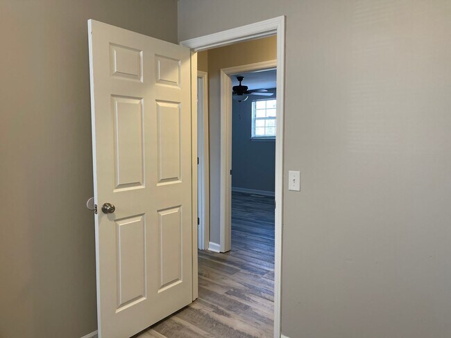 Building Photo - Newly Renovated Home in South Nash!