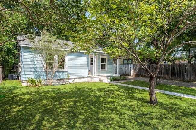 Primary Photo - 746 Springdale Rd