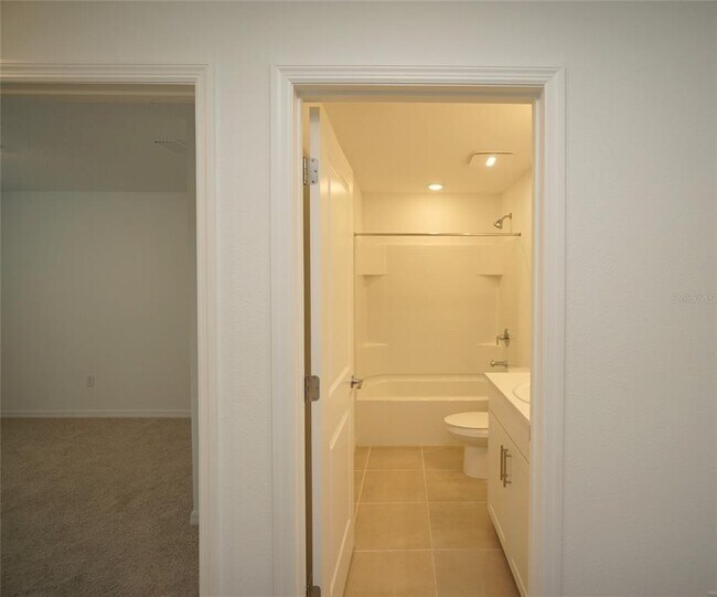 Building Photo - 2407 Paravane Wy