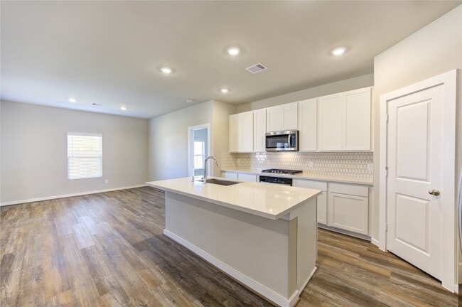 Building Photo - 6219 Lost Rdg Ln